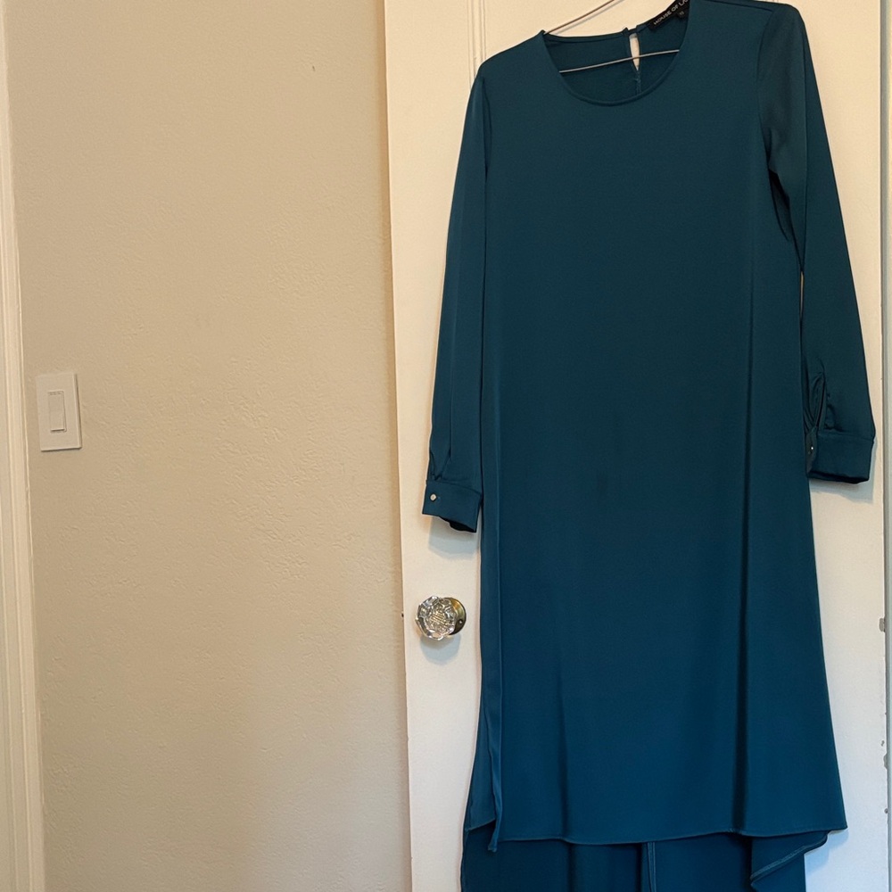 Elegant Teal Long Sleeve Dress